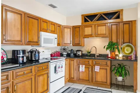 4914 Holiday Drive Tampa FL 33615