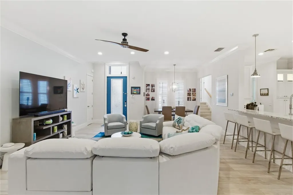 3919 Roberts Point Road Sarasota FL 34242