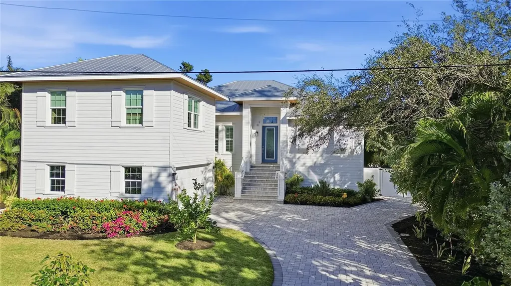 3919 Roberts Point Road Sarasota FL 34242