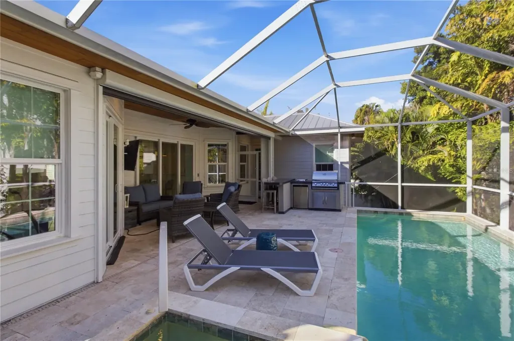 3919 Roberts Point Road Sarasota FL 34242