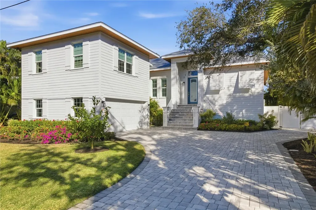 3919 Roberts Point Road Sarasota FL 34242