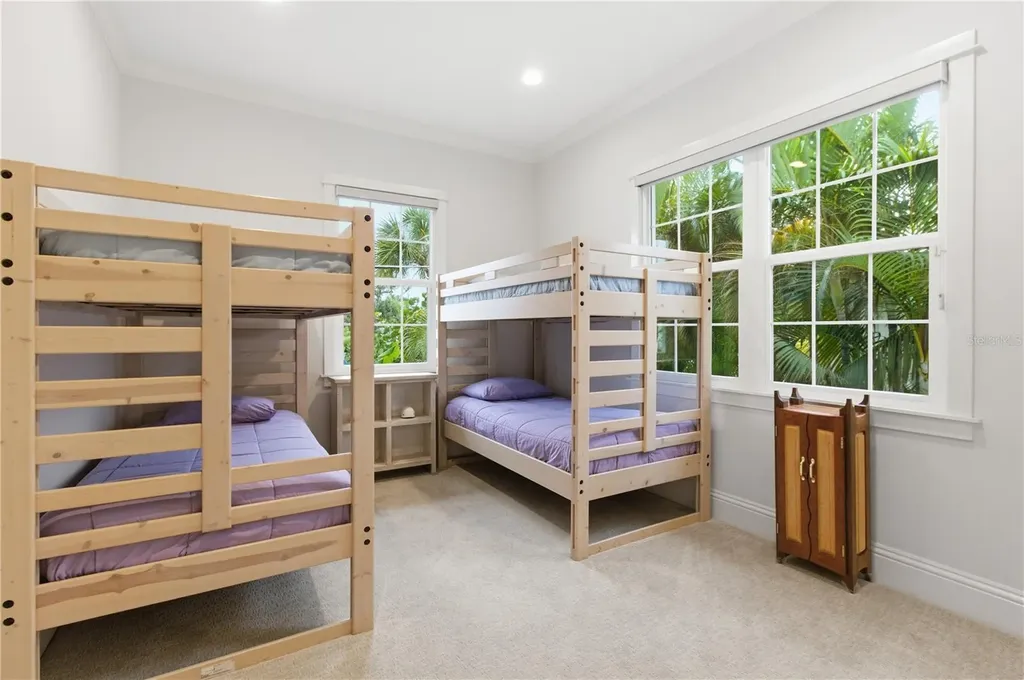 3919 Roberts Point Road Sarasota FL 34242