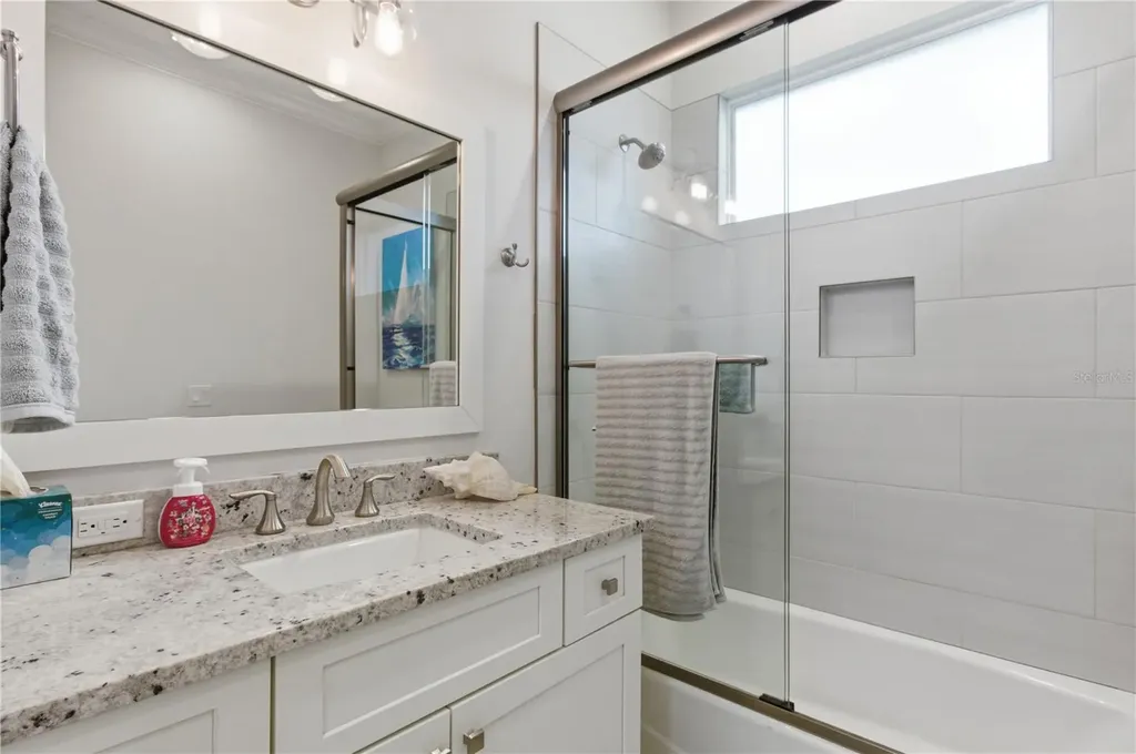 3919 Roberts Point Road Sarasota FL 34242