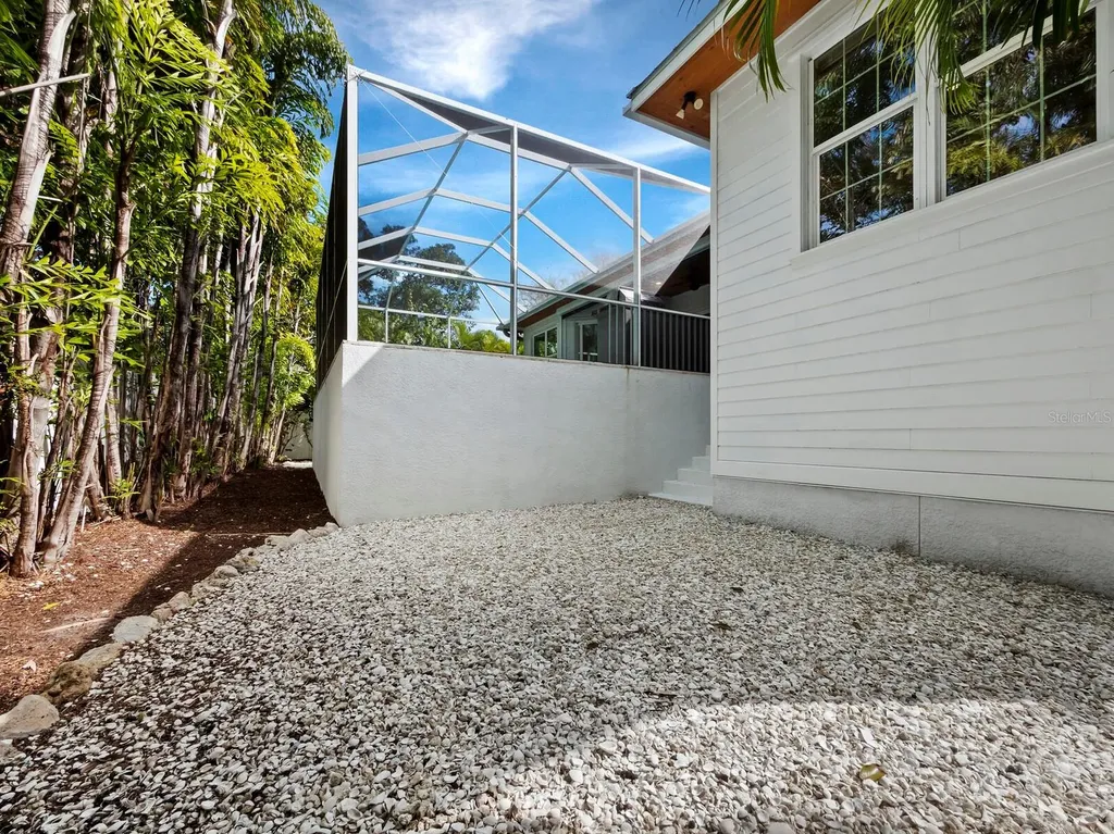 3919 Roberts Point Road Sarasota FL 34242