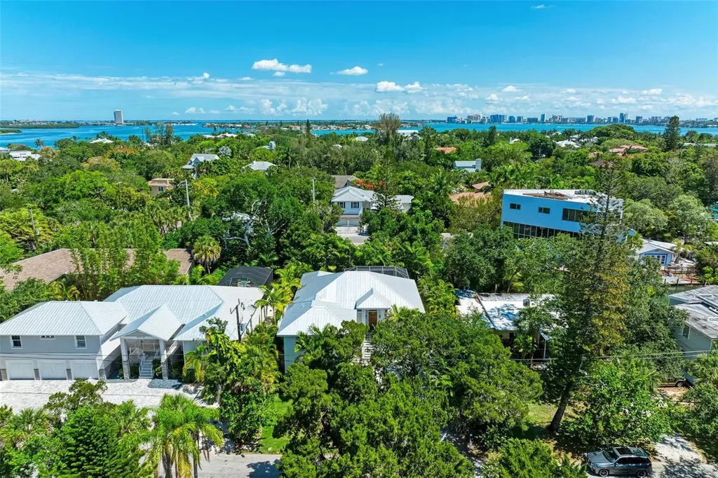 3919 Roberts Point Road Sarasota FL 34242