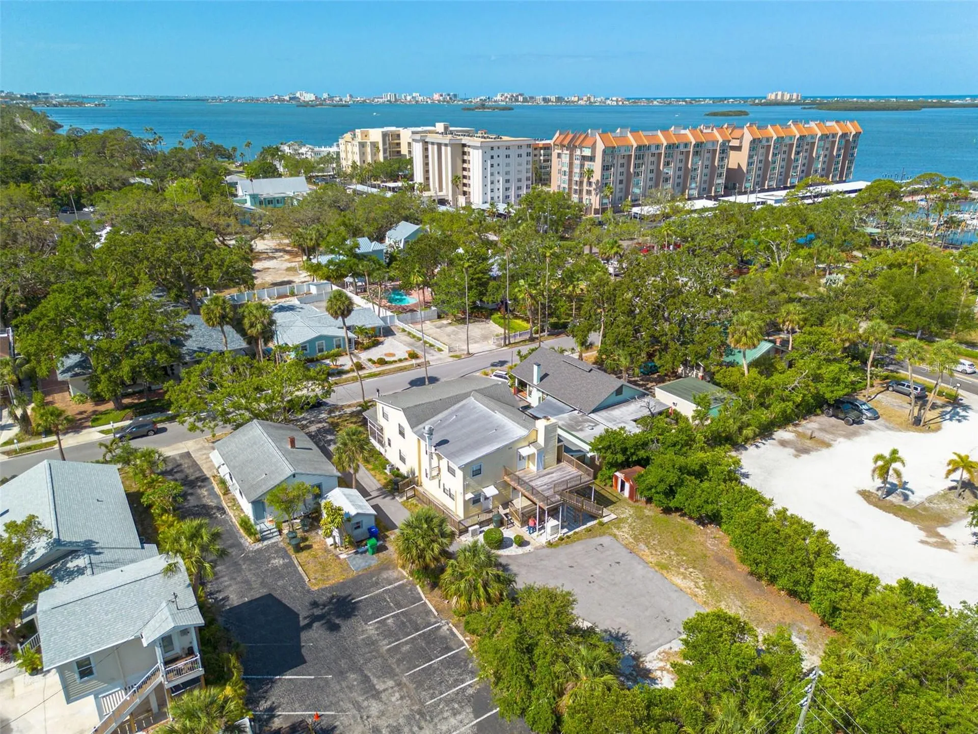 220 Scotland Street Dunedin FL 34698
