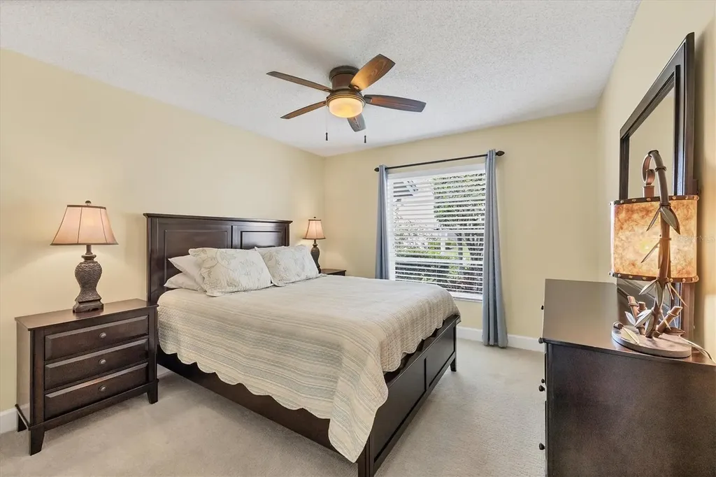 5448 Crestlake Boulevard Sarasota FL 34233