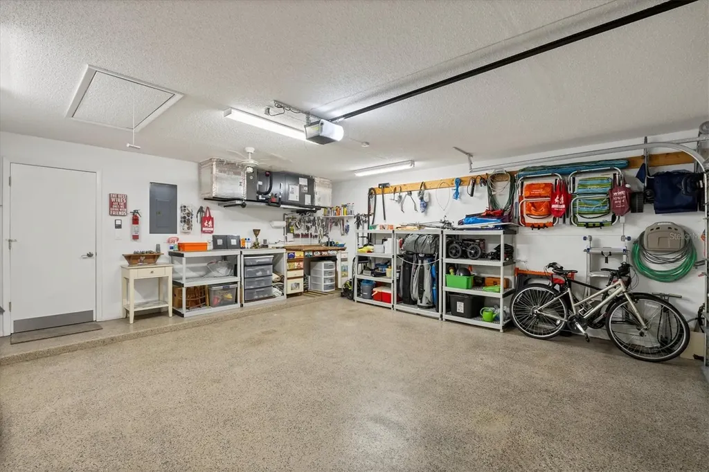5448 Crestlake Boulevard Sarasota FL 34233