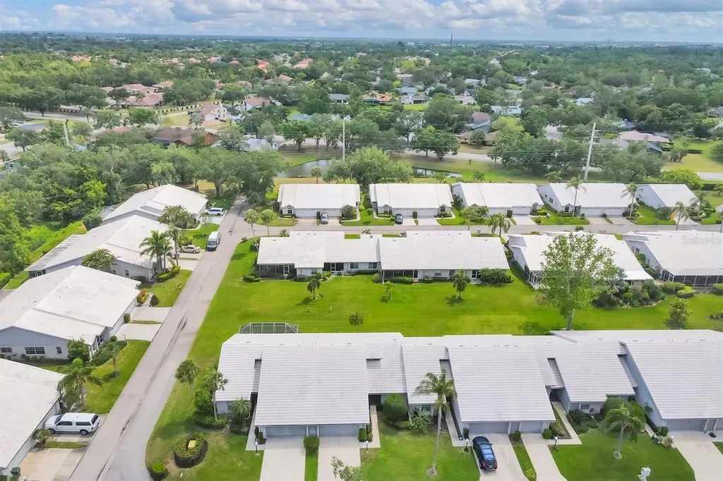 5448 Crestlake Boulevard Sarasota FL 34233