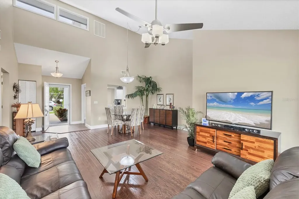 5448 Crestlake Boulevard Sarasota FL 34233