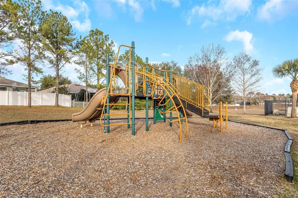 8646 Pinetop Ridge Lane Brooksville FL 34613