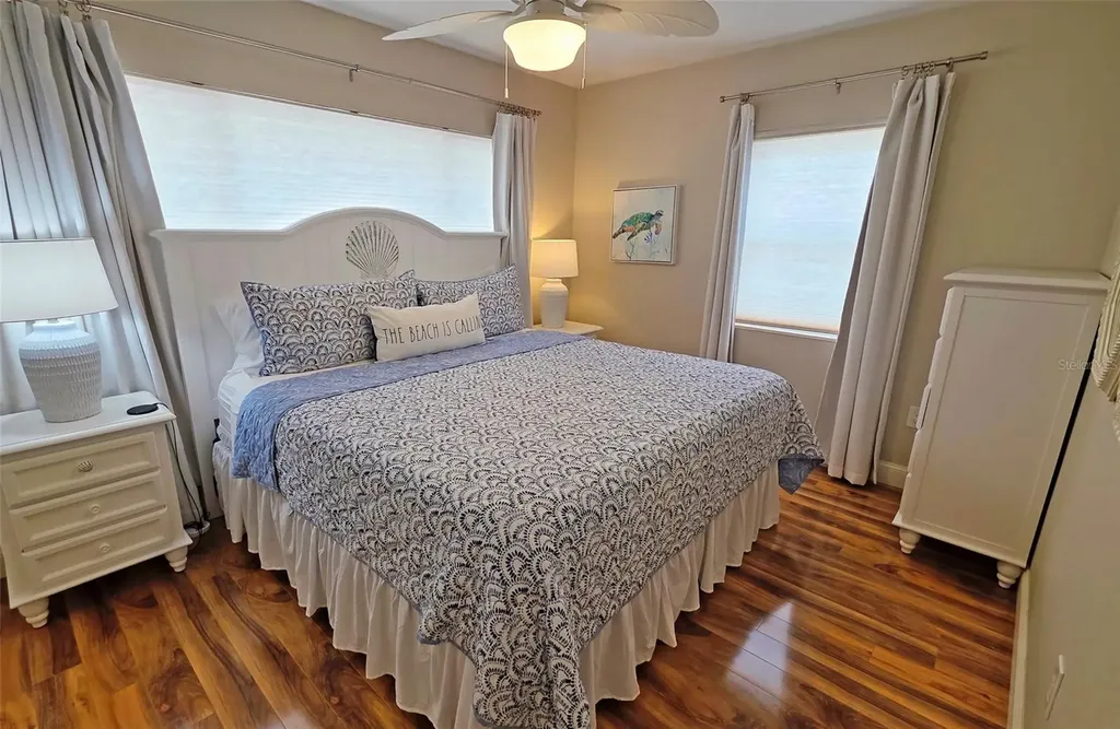 2442 Wood Street Sarasota FL 34237