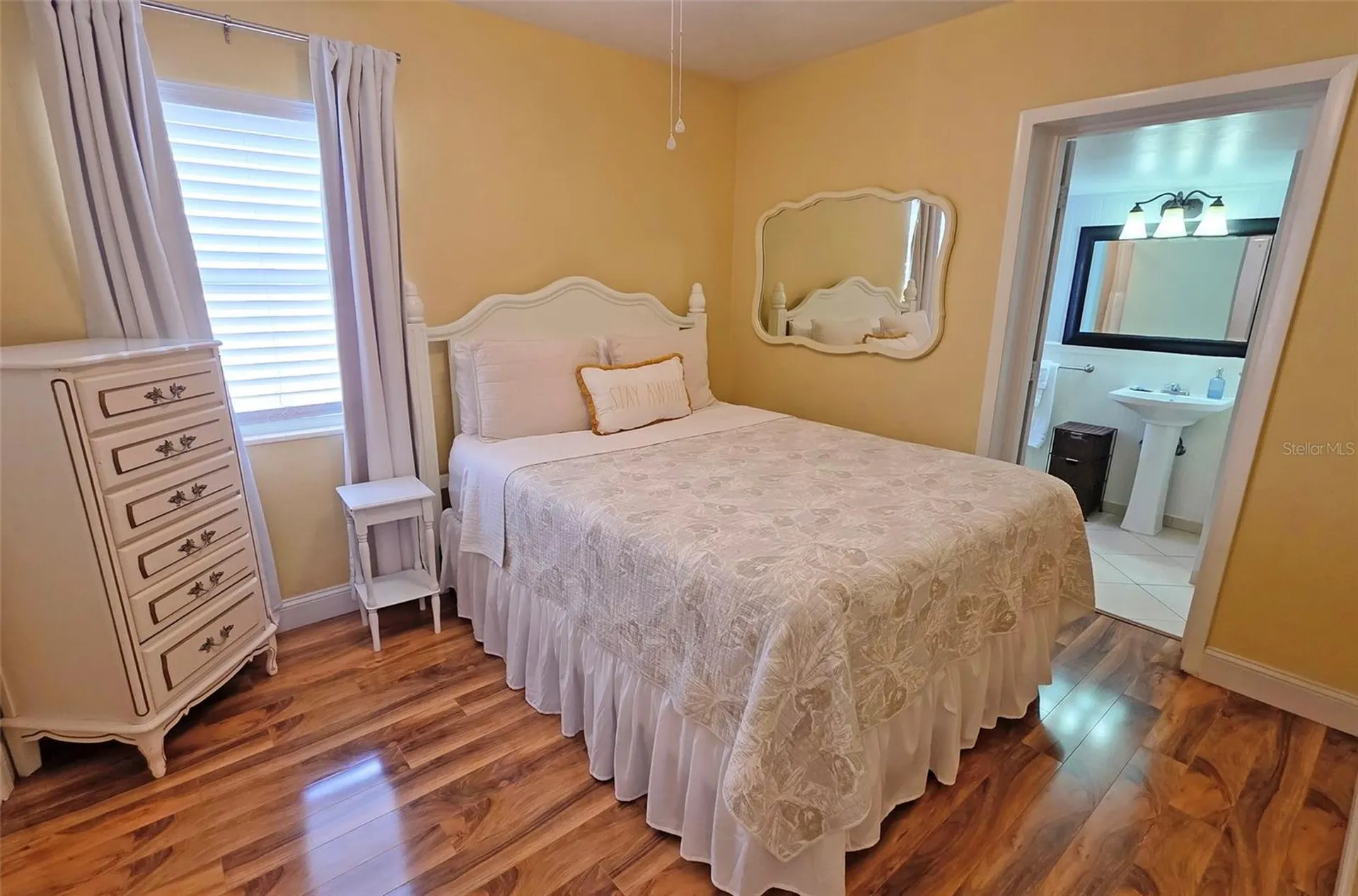 2442 Wood Street Sarasota FL 34237