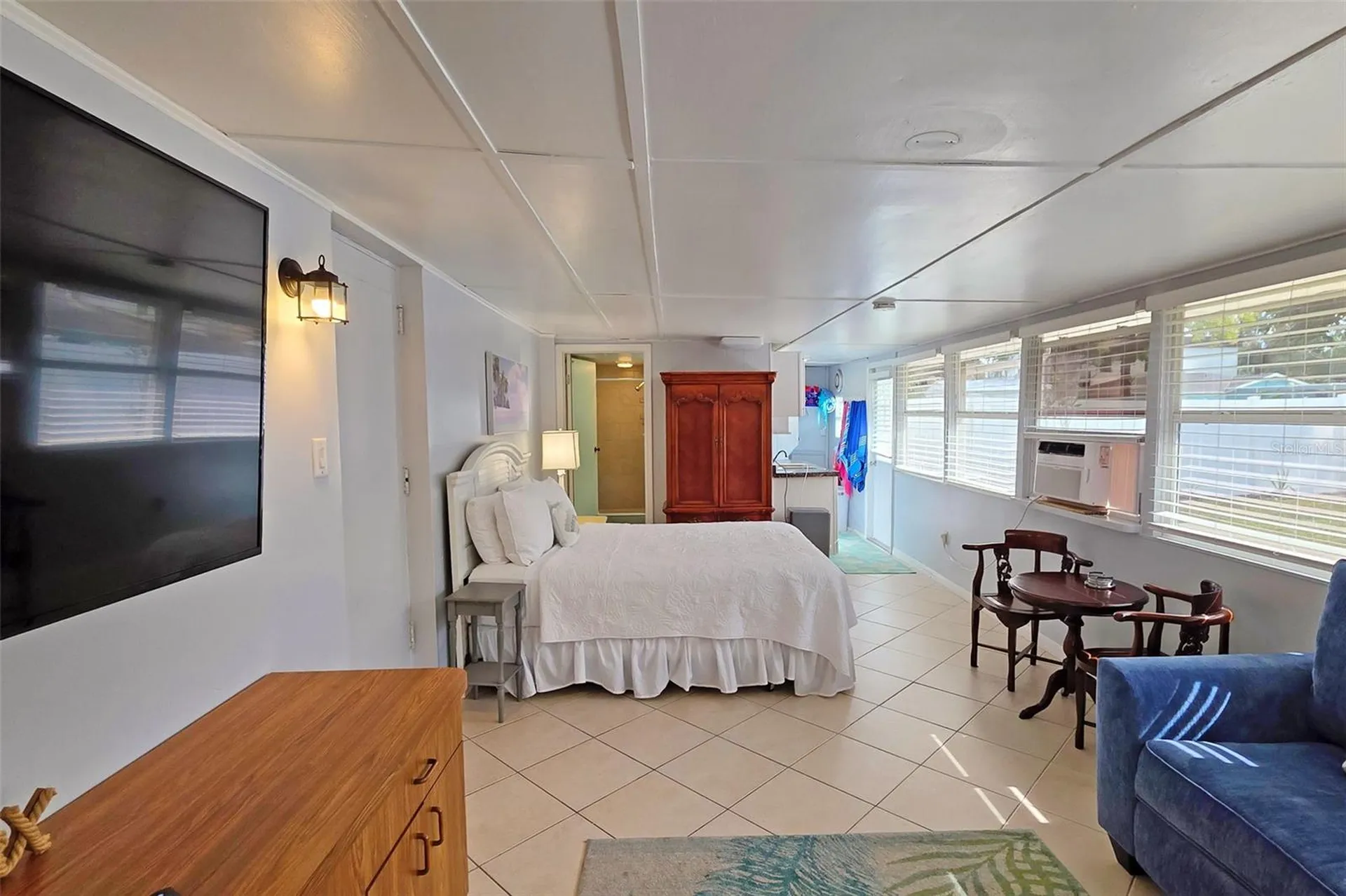 2442 Wood Street Sarasota FL 34237