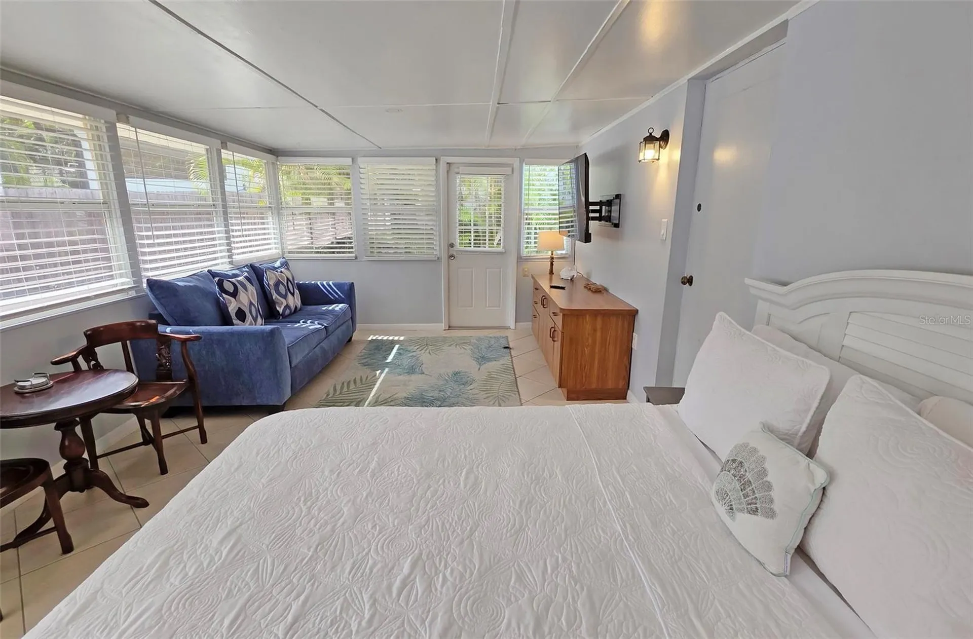 2442 Wood Street Sarasota FL 34237