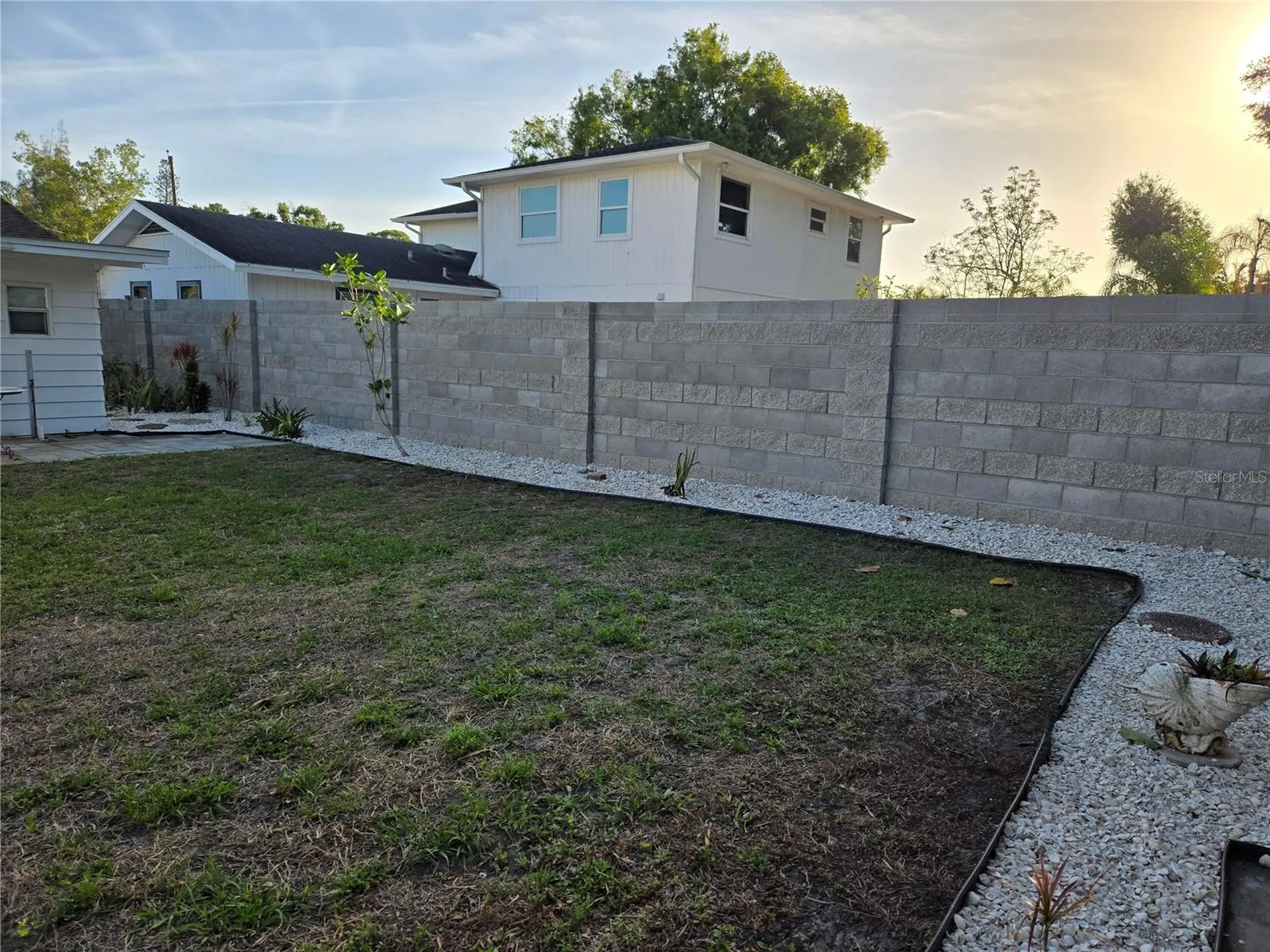 2442 Wood Street Sarasota FL 34237