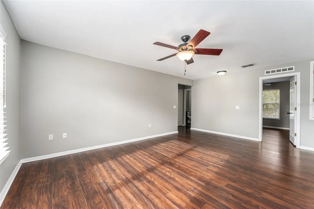 1116 Myrtle Lake View Drive Fruitland Park FL 34731
