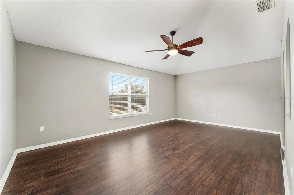 1116 Myrtle Lake View Drive Fruitland Park FL 34731