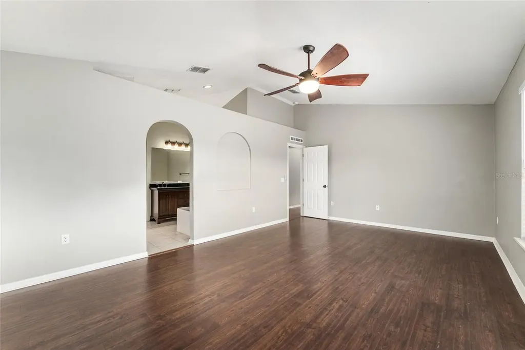 1116 Myrtle Lake View Drive Fruitland Park FL 34731