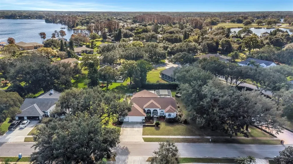 1518 Fishing Lake Drive Odessa FL 33556