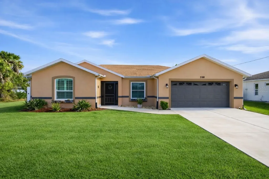 2198 Hopwood Road North Port FL 34287