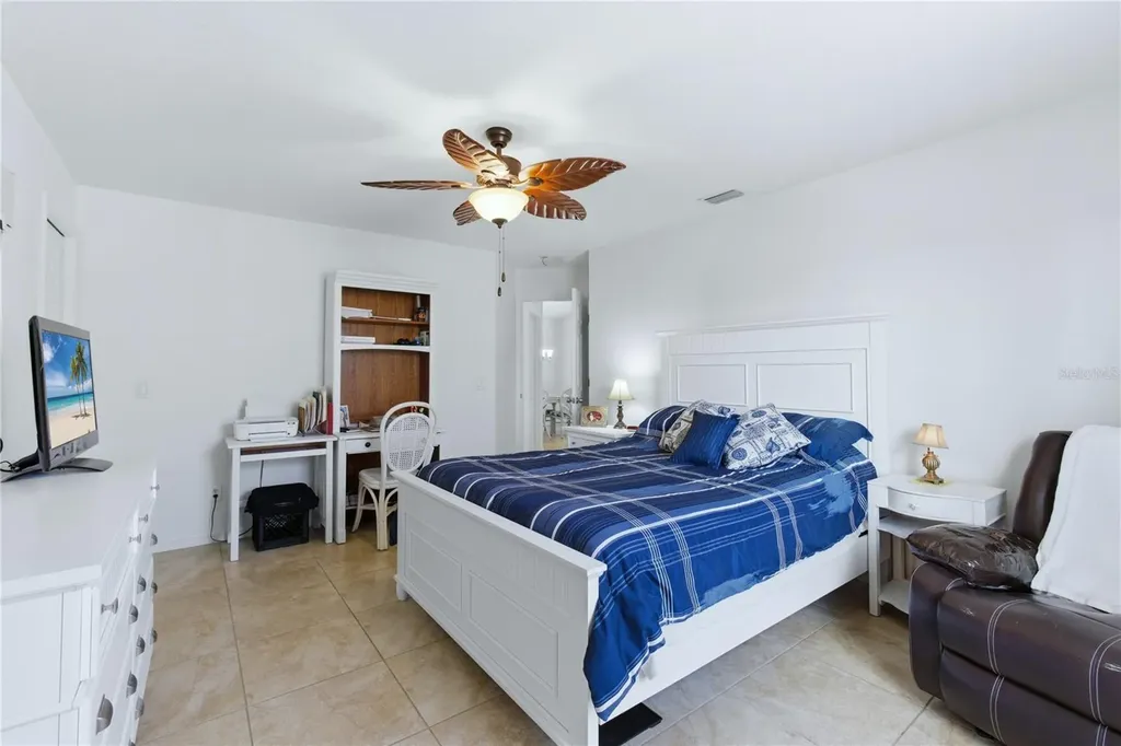 2198 Hopwood Road North Port FL 34287