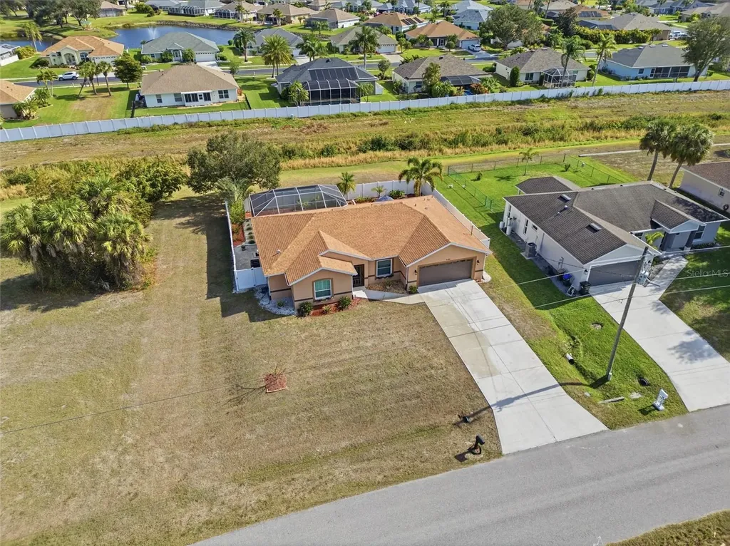 2198 Hopwood Road North Port FL 34287