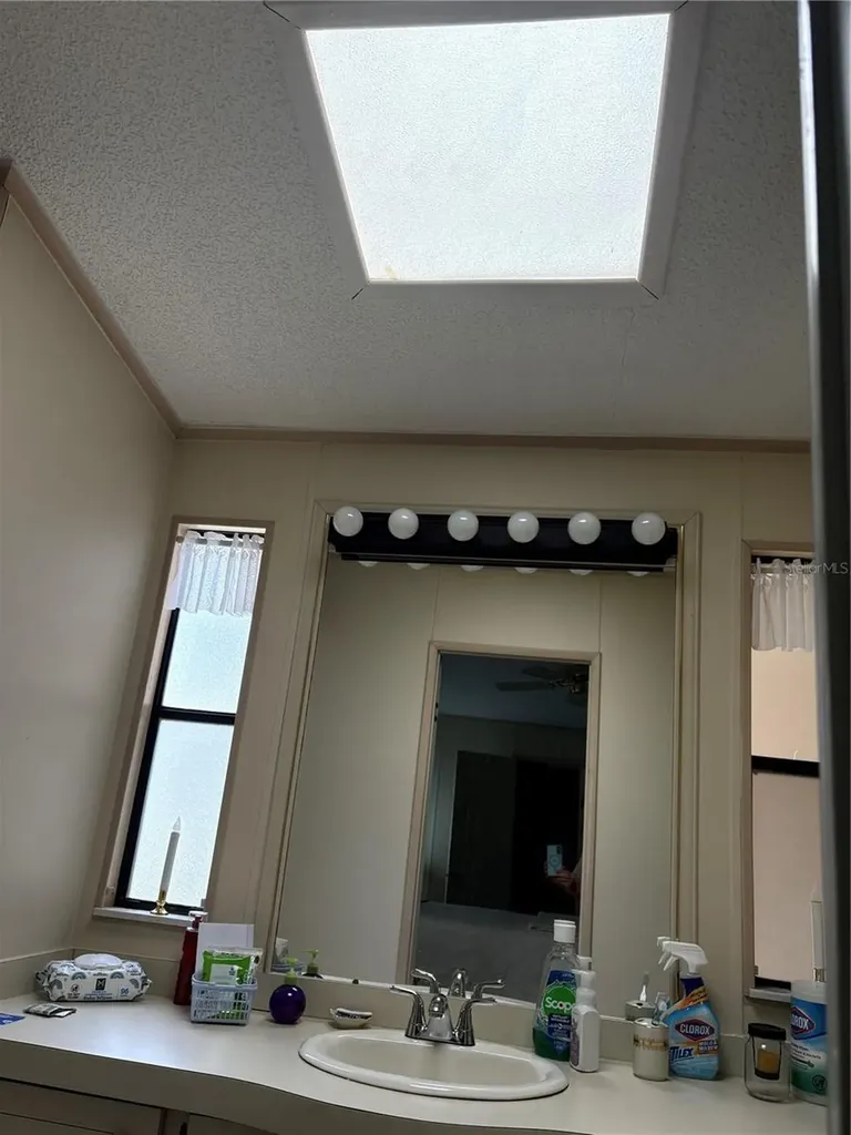 25051 Betton Hill Leesburg FL 34748