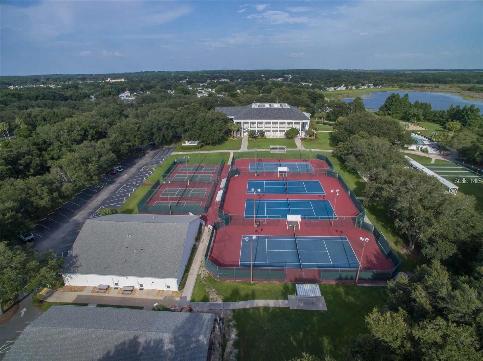 25051 Betton Hill Leesburg FL 34748