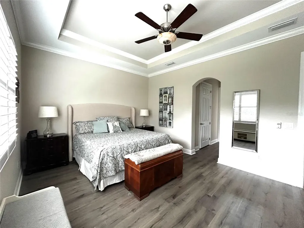 5033 Lake Overlook Avenue Bradenton FL 34208