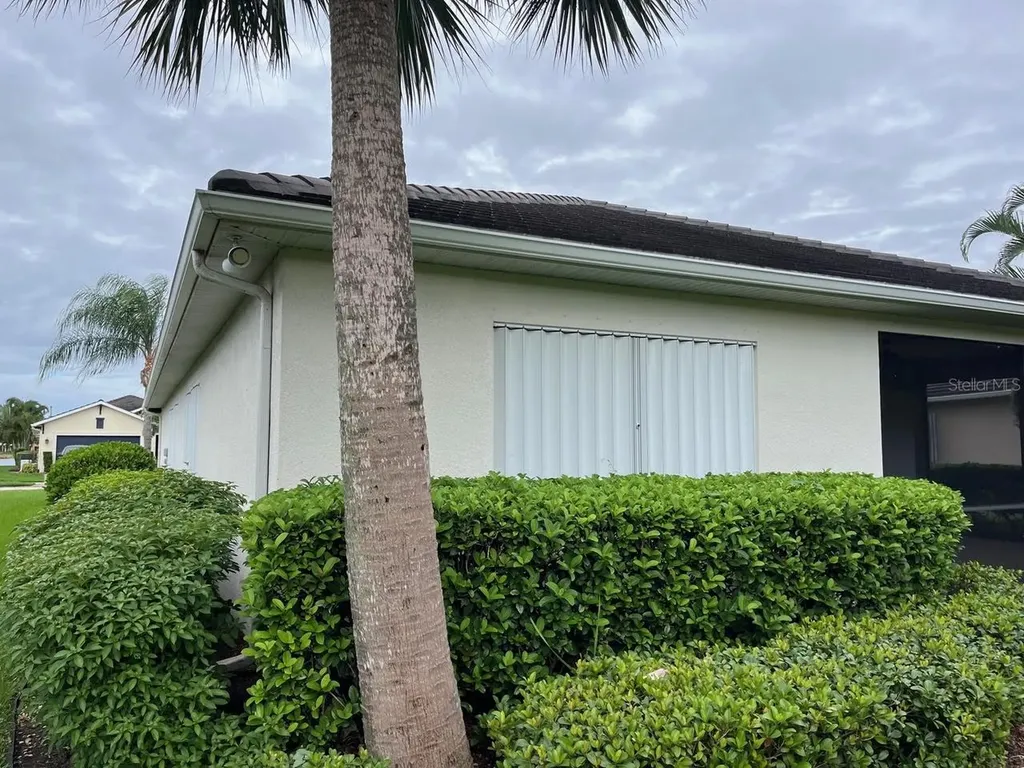 5033 Lake Overlook Avenue Bradenton FL 34208
