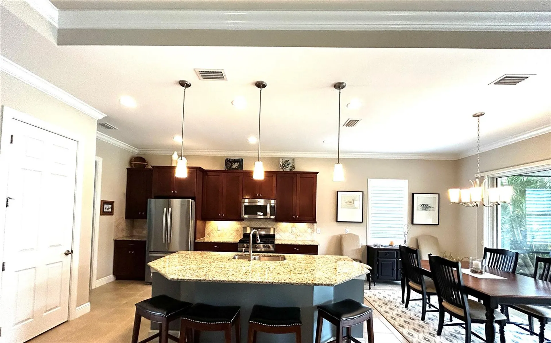5033 Lake Overlook Avenue Bradenton FL 34208