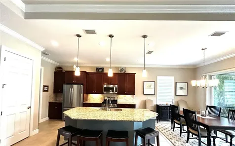 5033 Lake Overlook Avenue Bradenton FL 34208