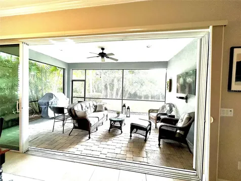 5033 Lake Overlook Avenue Bradenton FL 34208