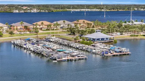 5033 Lake Overlook Avenue Bradenton FL 34208