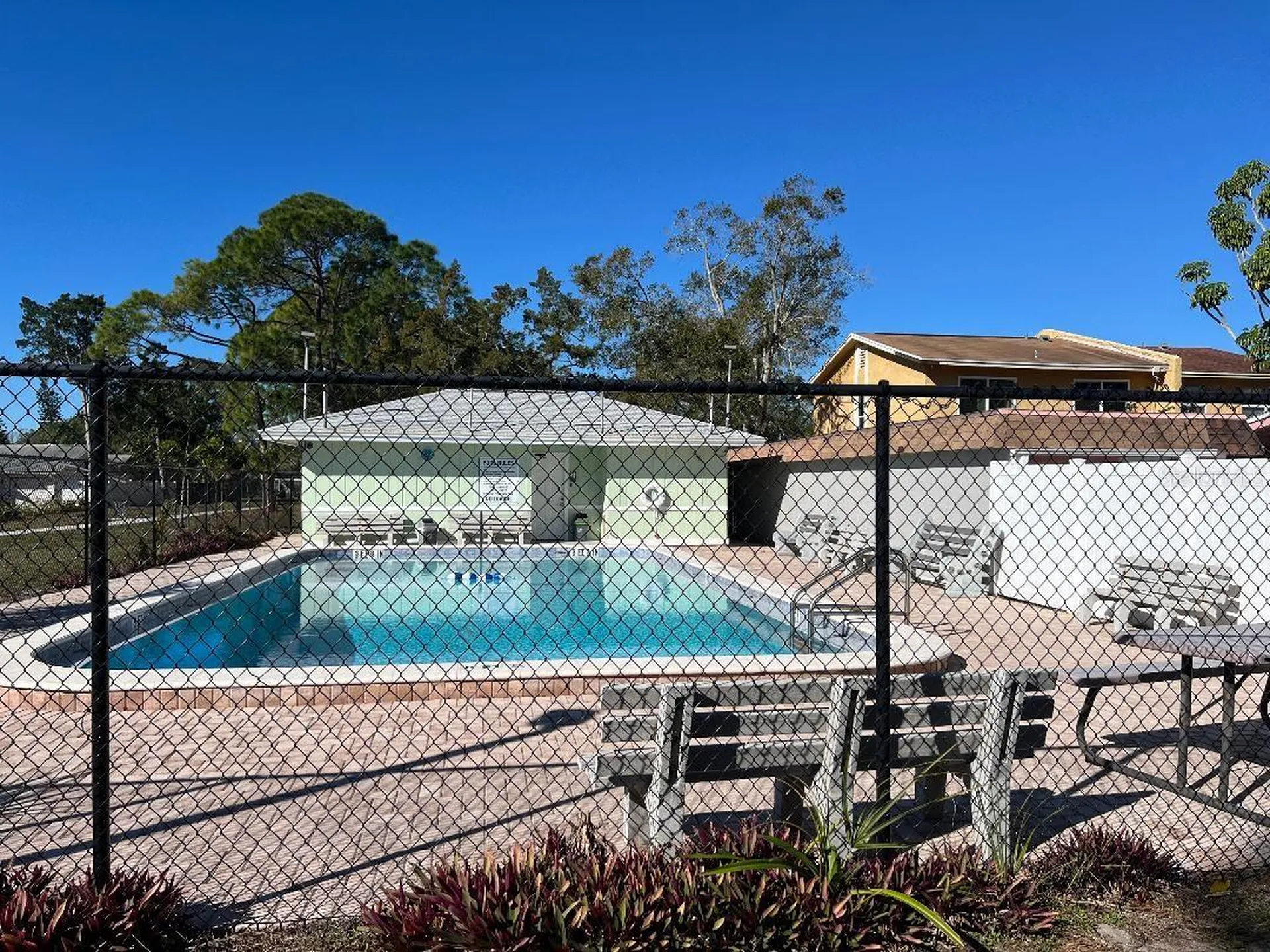 2009 San Sebastian Way S Clearwater FL 33763