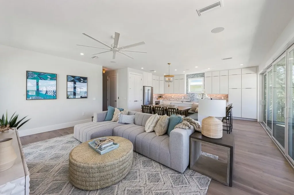 870 N Shore Drive Anna Maria FL 34216