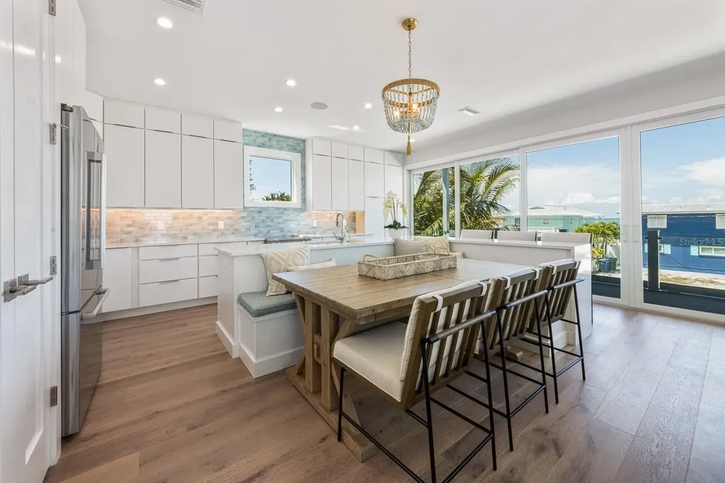 870 N Shore Drive Anna Maria FL 34216