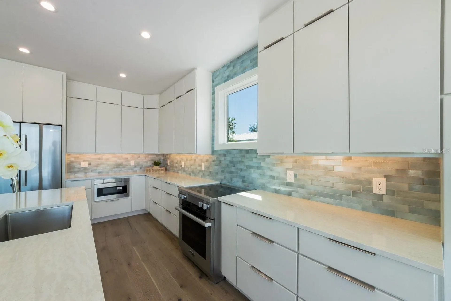 870 N Shore Drive Anna Maria FL 34216
