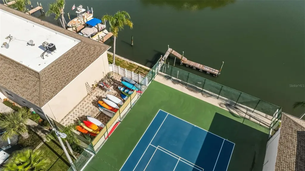8806 Bay Pointe Drive Tampa FL 33615