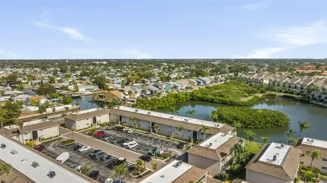 8806 Bay Pointe Drive Tampa FL 33615