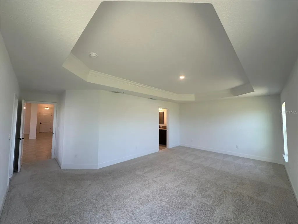 12551 NE 48th Terrace Oxford FL 34484