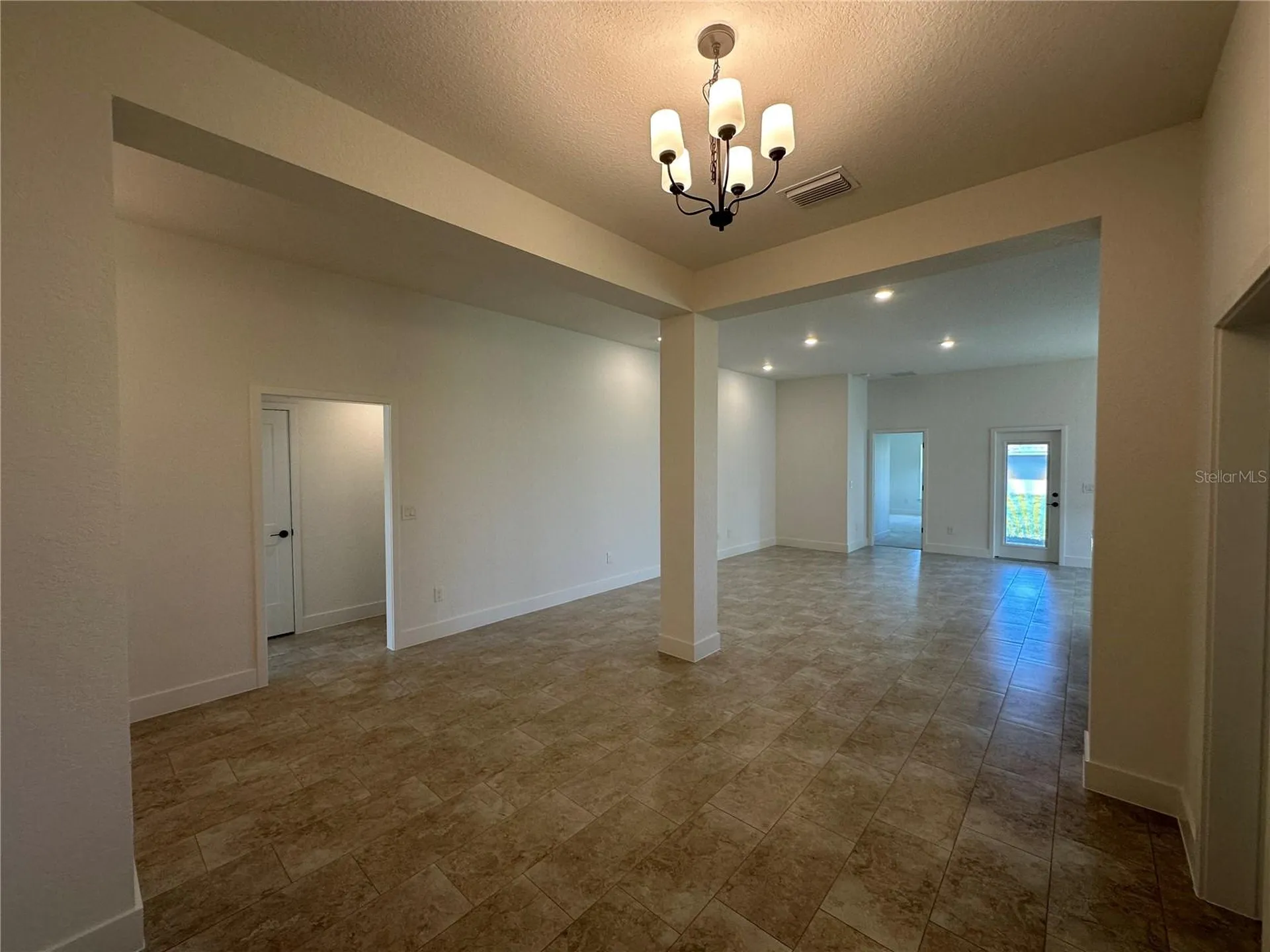 12551 NE 48th Terrace Oxford FL 34484