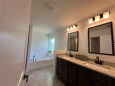 12551 NE 48th Terrace Oxford FL 34484