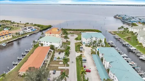 129 Breakers Court Punta Gorda FL 33950