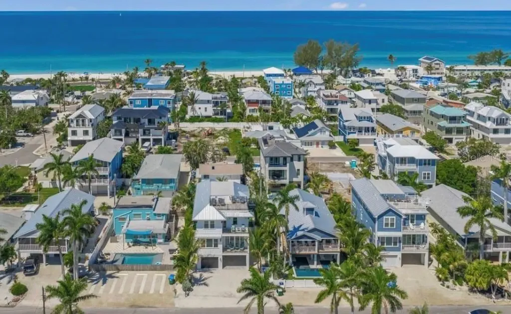 2206 Avenue A Bradenton Beach FL 34217