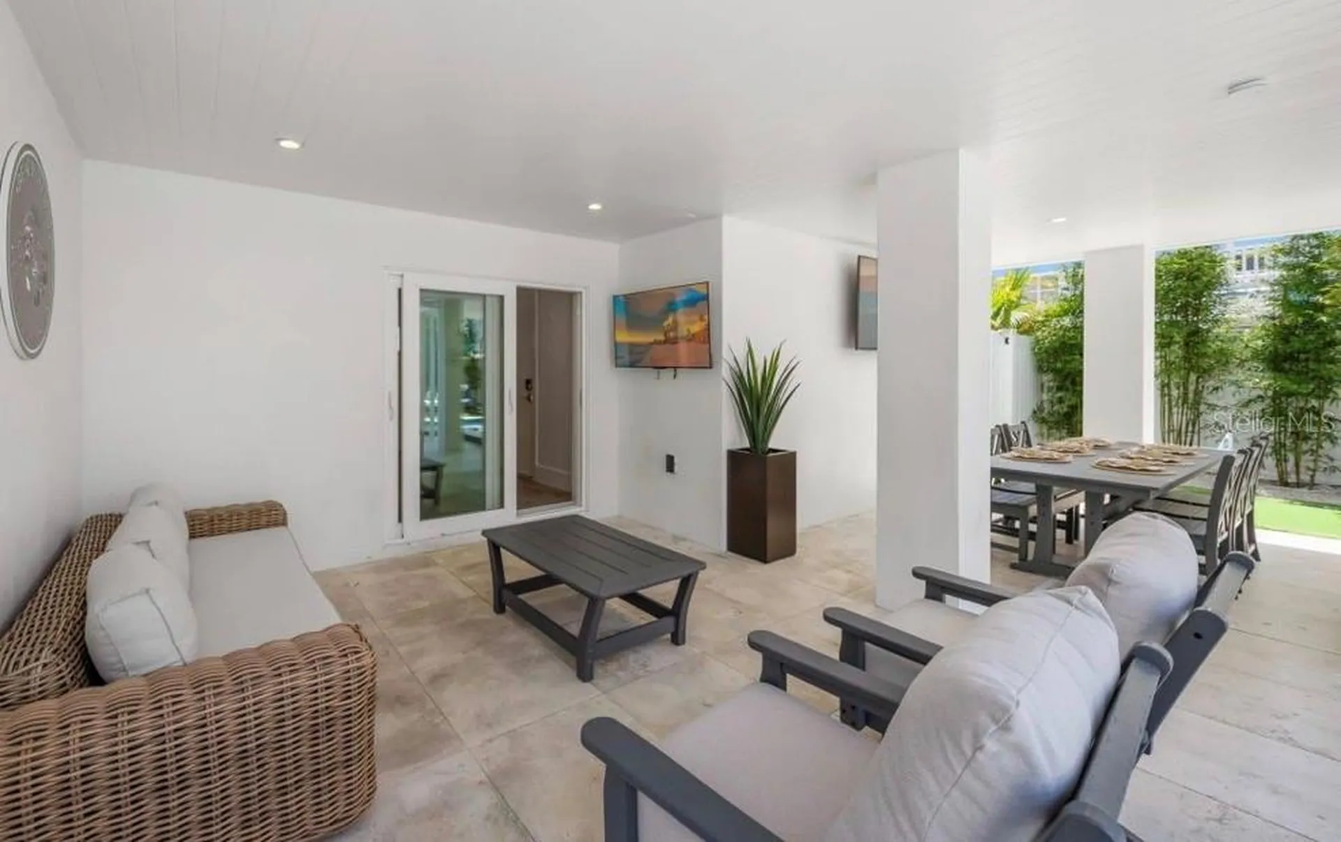 2206 Avenue A Bradenton Beach FL 34217