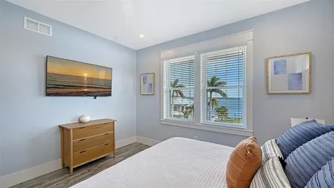 2206 Avenue A Bradenton Beach FL 34217