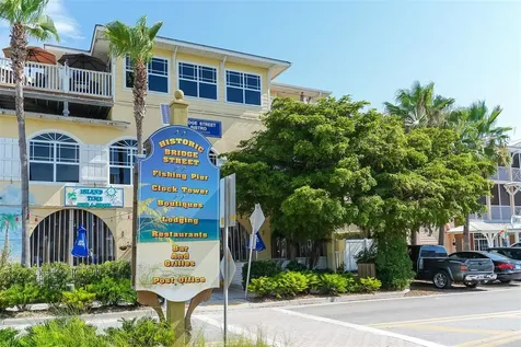 2206 Avenue A Bradenton Beach FL 34217