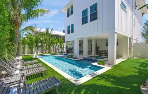2206 Avenue A Bradenton Beach FL 34217